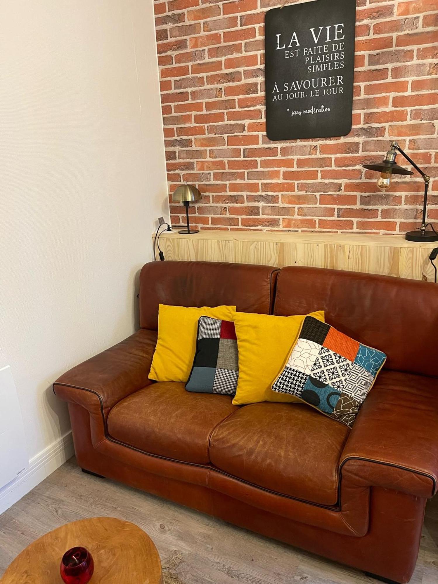 Logement Entier: Appartement Avec Terrasse Quartier De La Gare Amboise Buitenkant foto